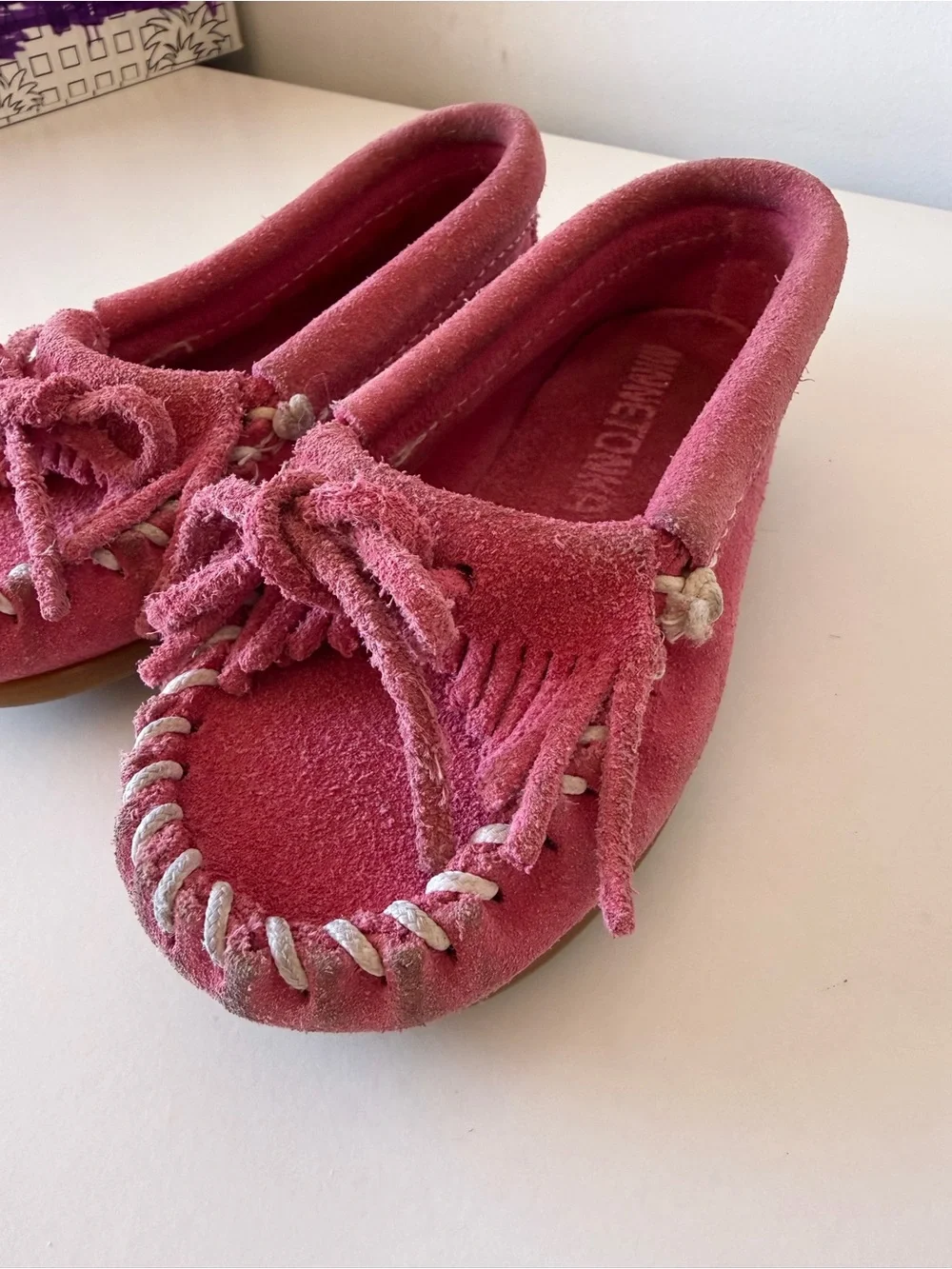 Minnetonka Girls Pink Suede Fringe Moccasins - Classic Slip-On Style toddler 7
